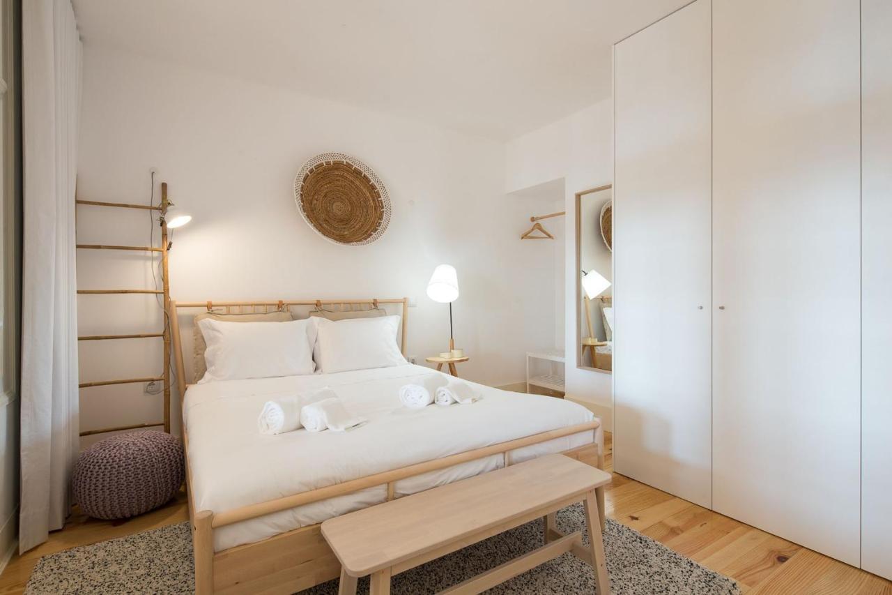 Lovelystay - Martires Boutique Flat Porto Exterior photo